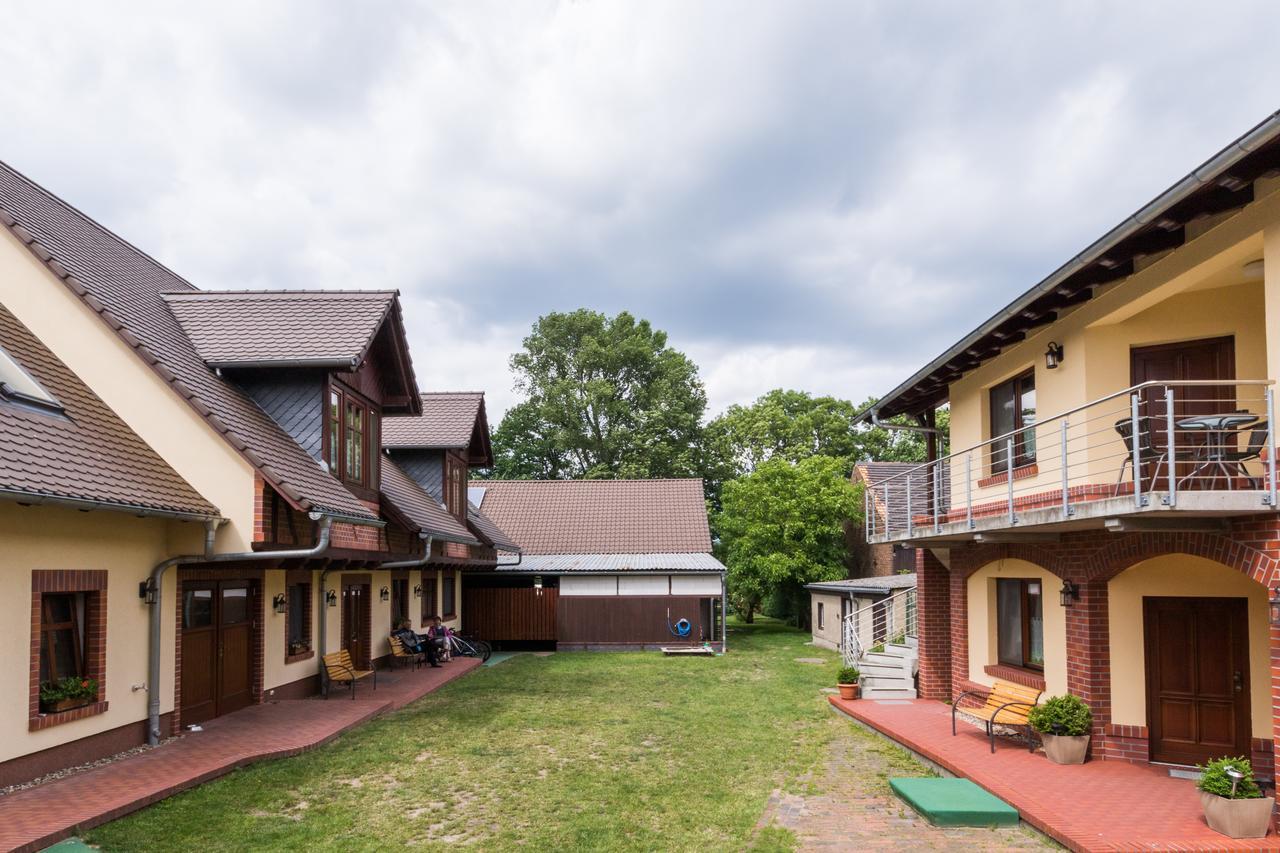 Gasthof Zum Slawen Vetschau Kültér fotó