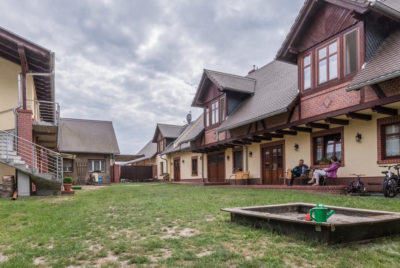 Gasthof Zum Slawen Vetschau Kültér fotó